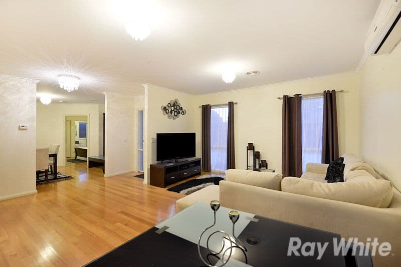 17 Clyde Street, Ferntree Gully VIC 3156, Ferntree Gully - Thumbnail 2
