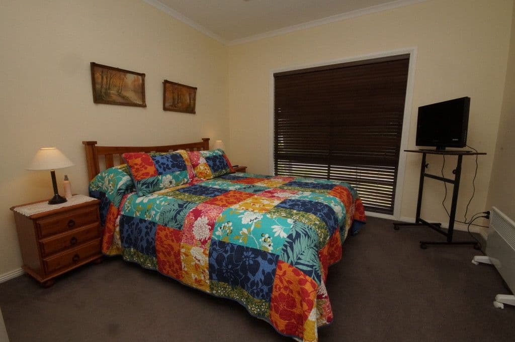 56 Redwood Drive, Cowes VIC 3922, Cowes - Thumbnail 2