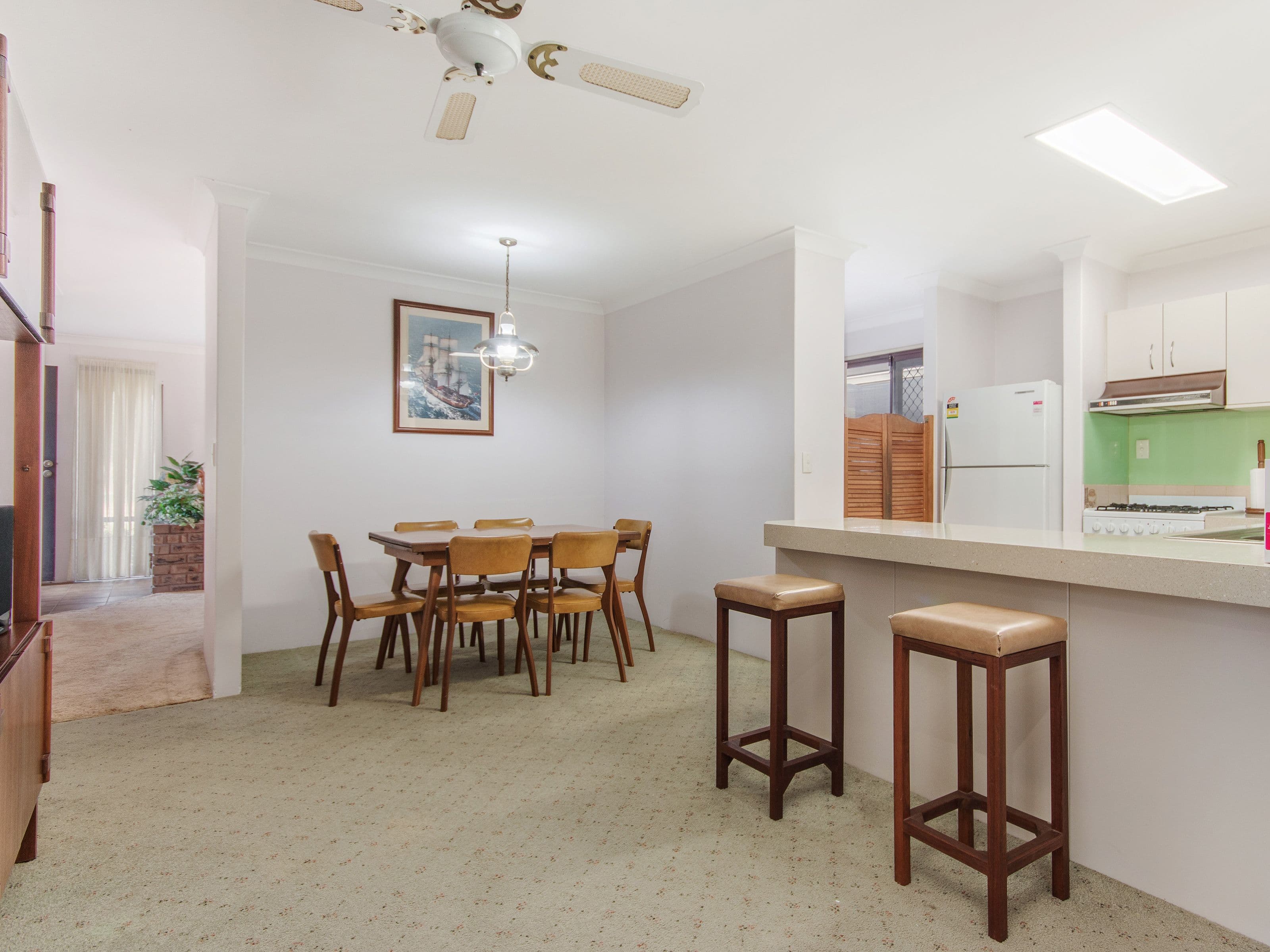 49 Cambridge Crescent, Cooloongup WA 6168, Cooloongup - Thumbnail 3