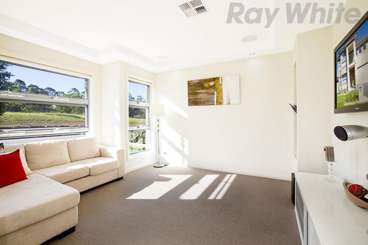 68 Moondarra Drive, WEST HOXTON NSW 2171, West Hoxton - Thumbnail 3
