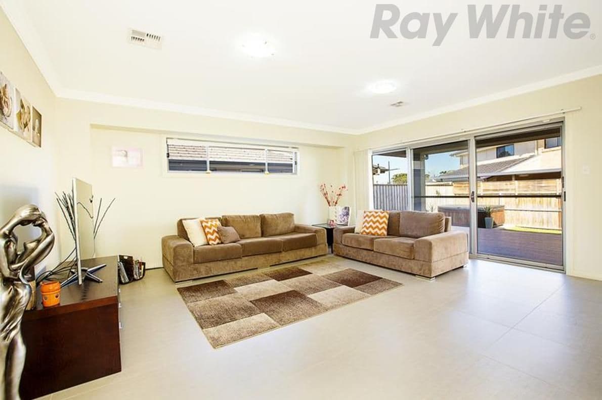 68 Moondarra Drive, WEST HOXTON NSW 2171, West Hoxton - Thumbnail 5