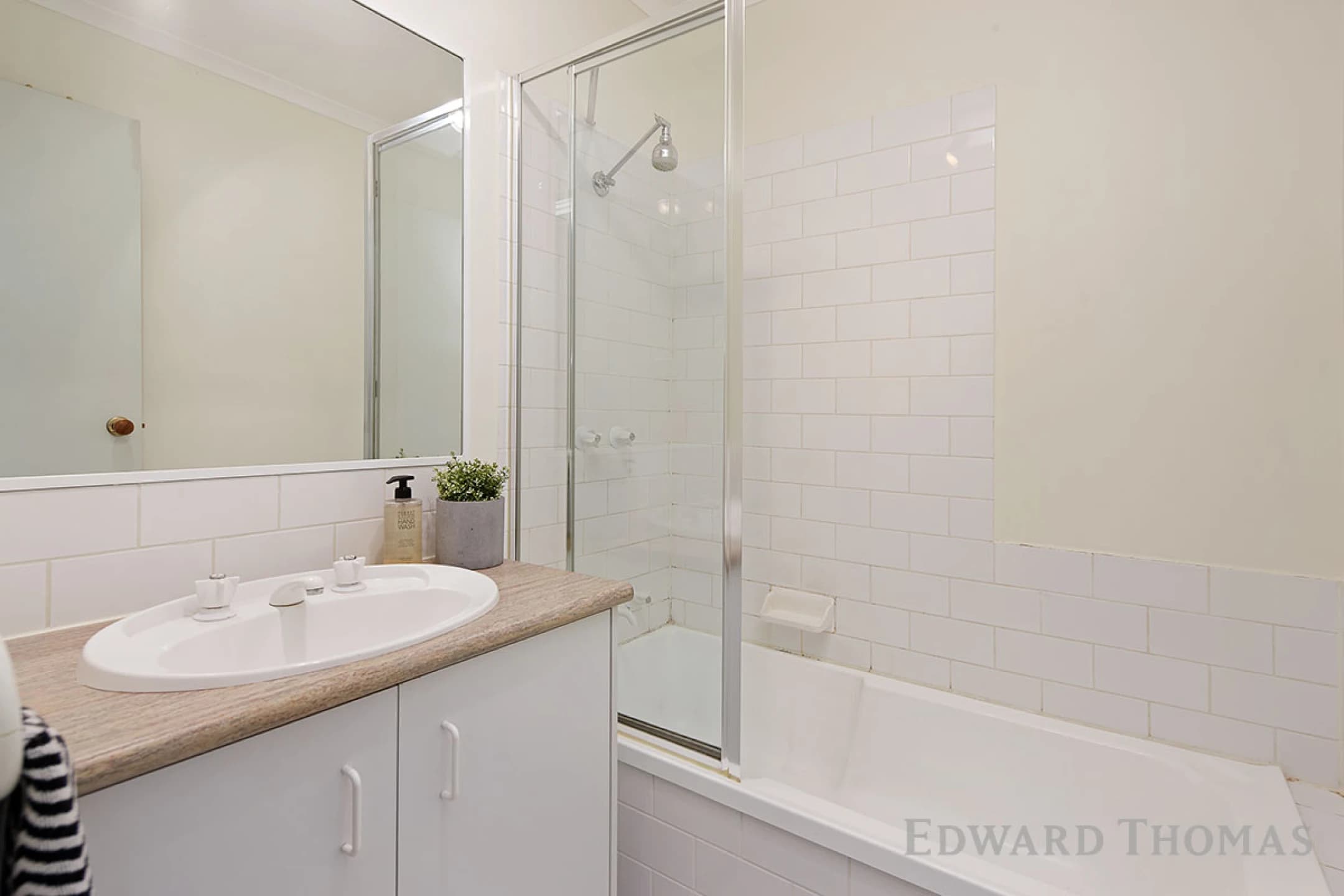 18 Peppercorn Walk, Kensington VIC 3031, Kensington - Thumbnail 7