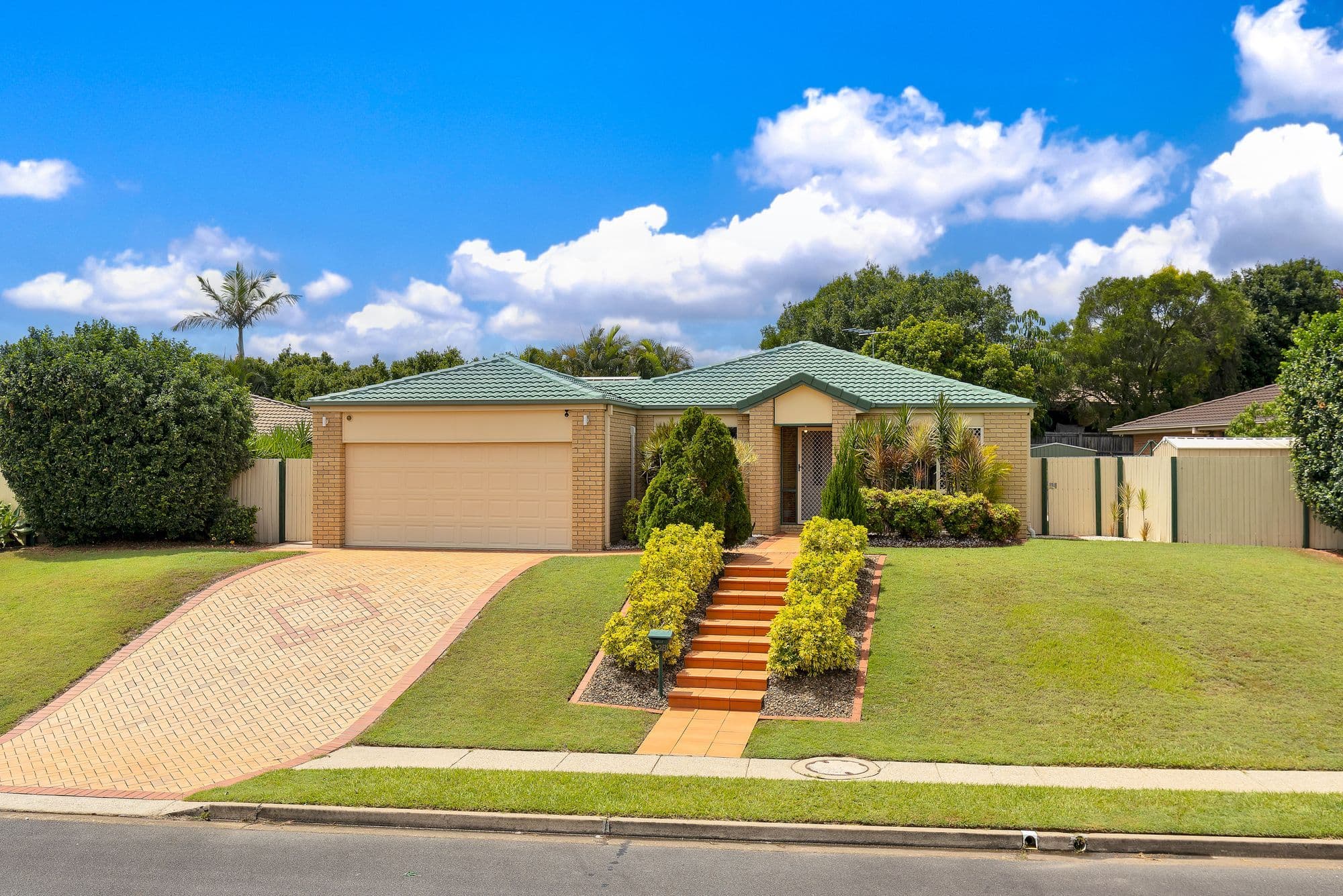 28 Oakview Street, Parkinson QLD 4115, Parkinson - Image 1