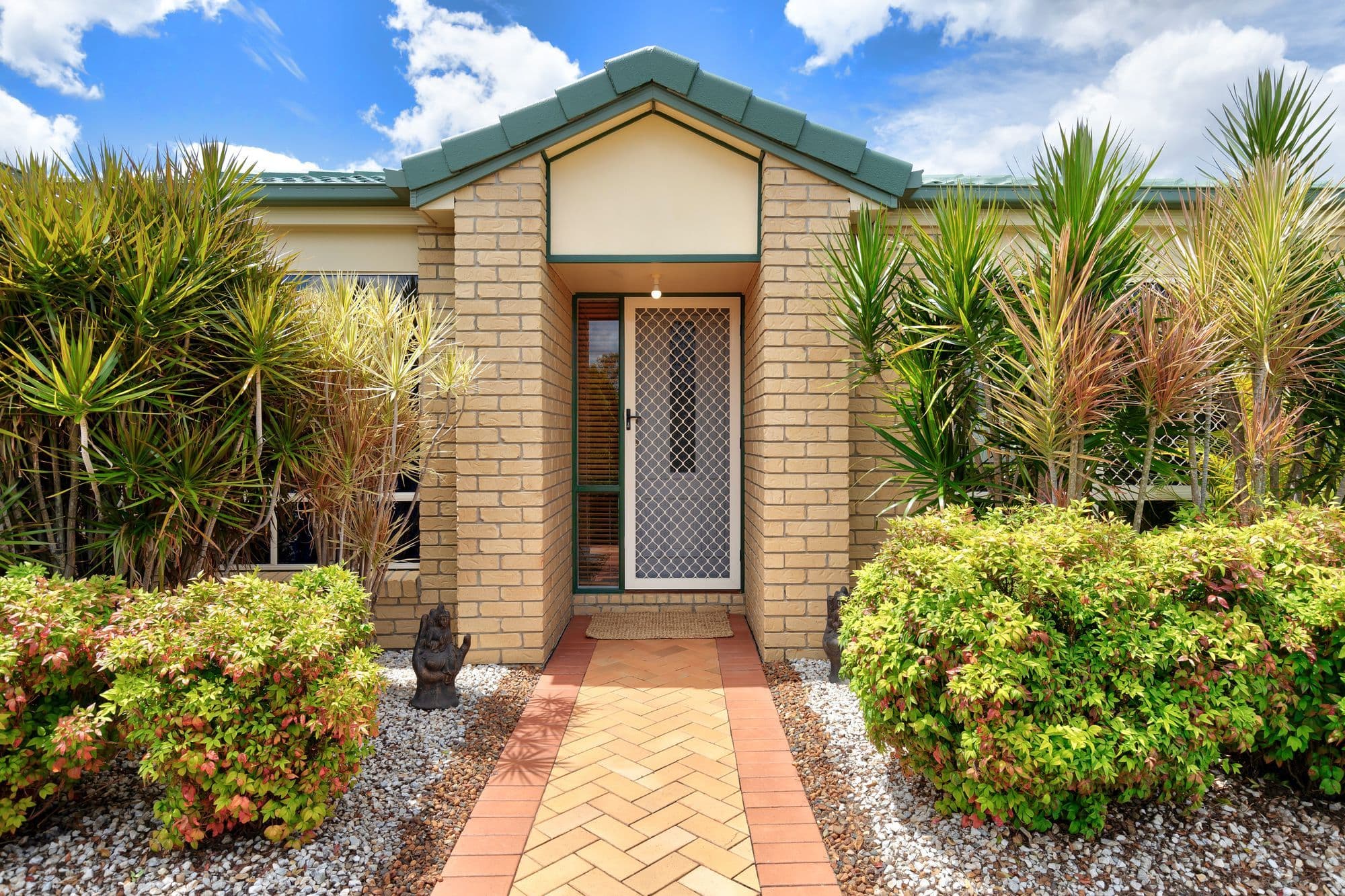 28 Oakview Street, Parkinson QLD 4115, Parkinson - Thumbnail 2