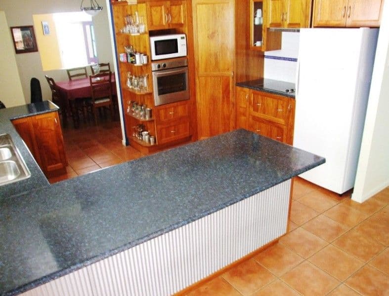 3 Temple Place, FRENCHVILLE QLD 4701, Frenchville - Thumbnail 2