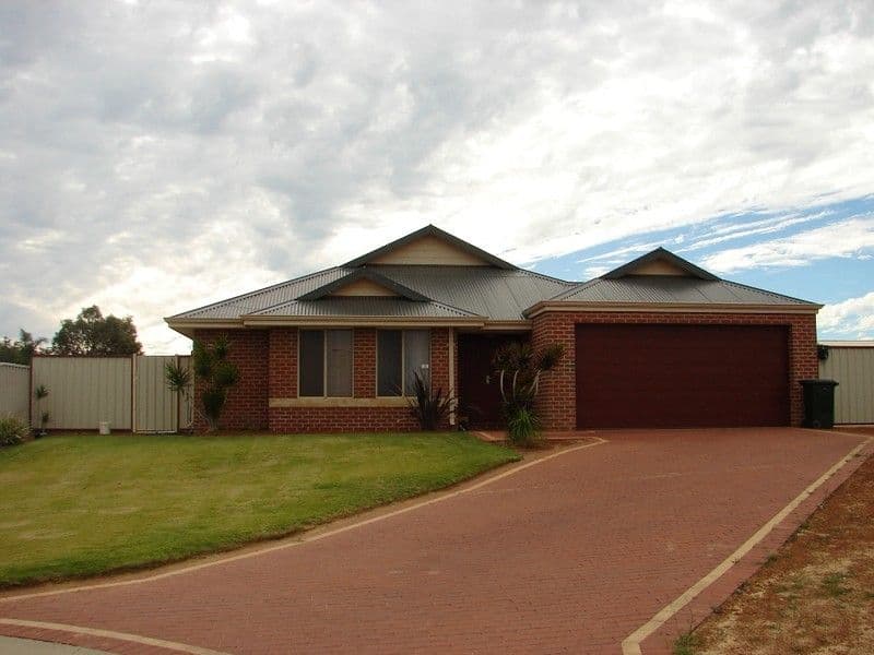 6 Daisy Court, STRATHALBYN WA 6530, Strathalbyn - Image 1