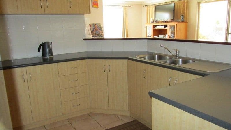6 Daisy Court, STRATHALBYN WA 6530, Strathalbyn - Thumbnail 2