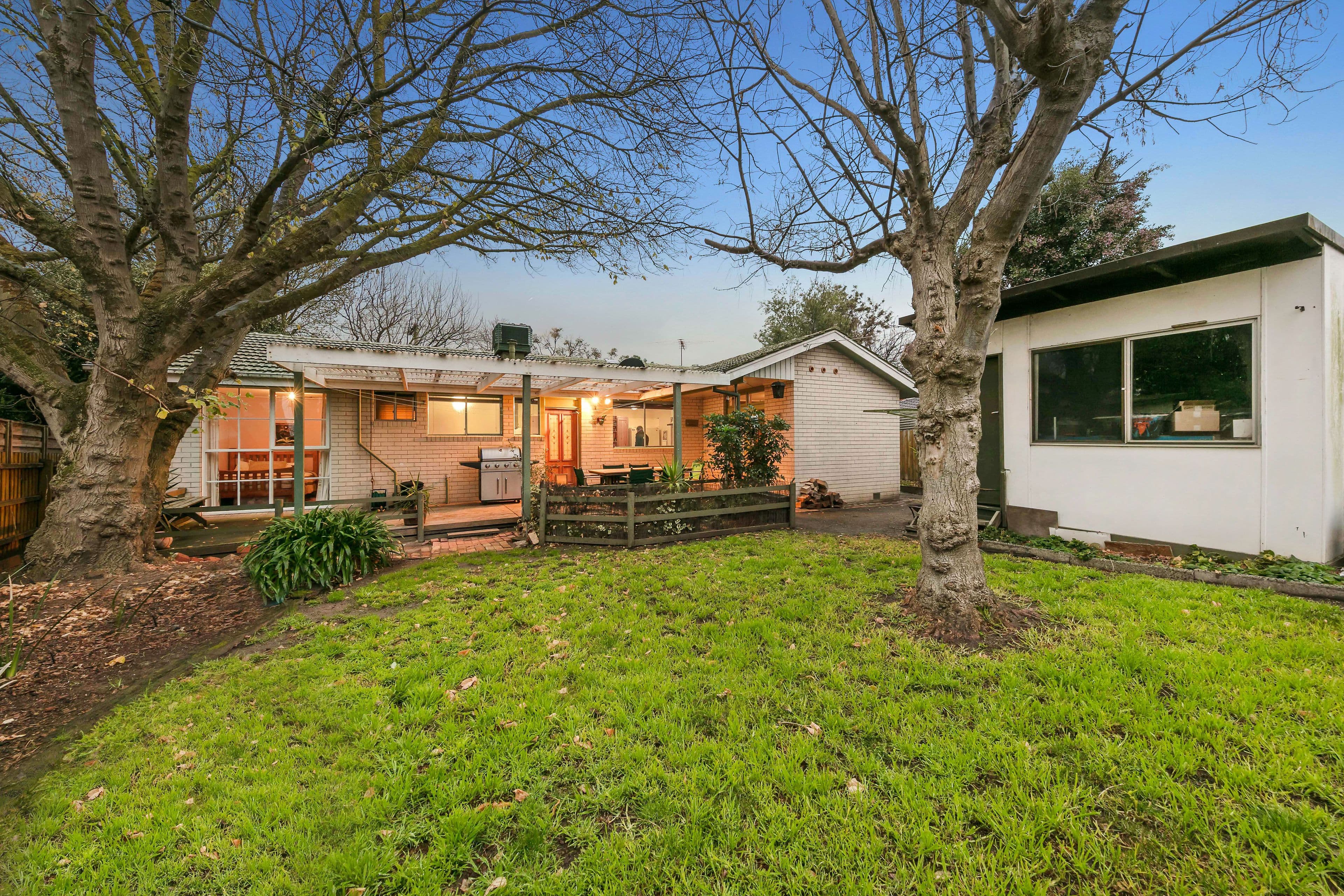 18 Derna Crescent, Frankston VIC 3199, Frankston - Thumbnail 8