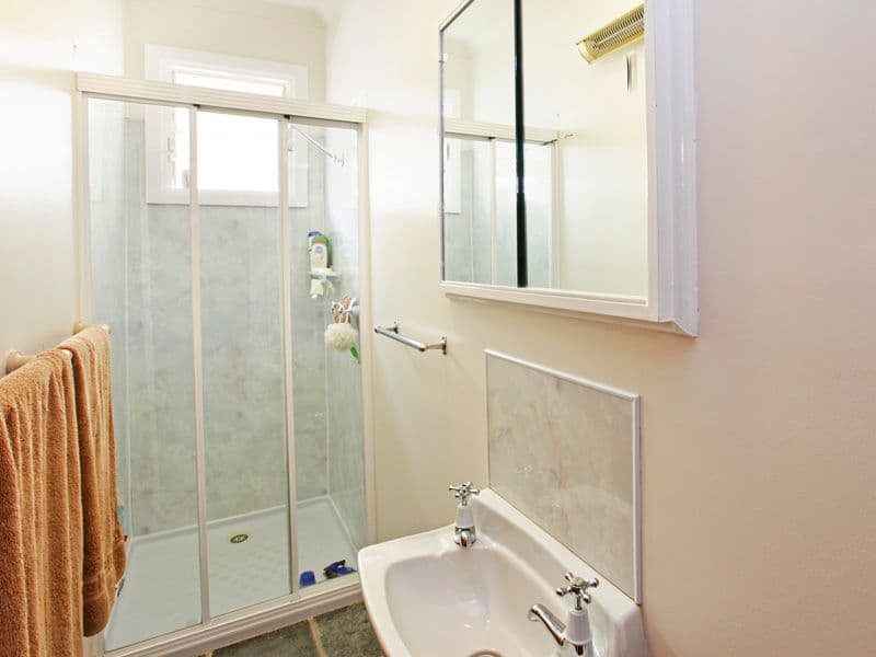 22 Cuthbert Avenue, HIGHTON VIC 3216, Highton - Thumbnail 8