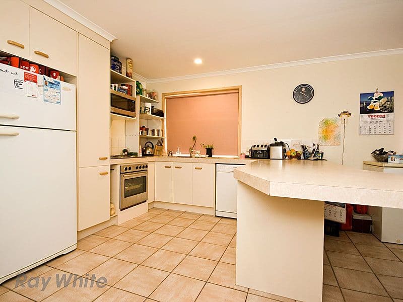 33 Mahogony Place, FOREST LAKE QLD 4078, Forest Lake - Thumbnail 7