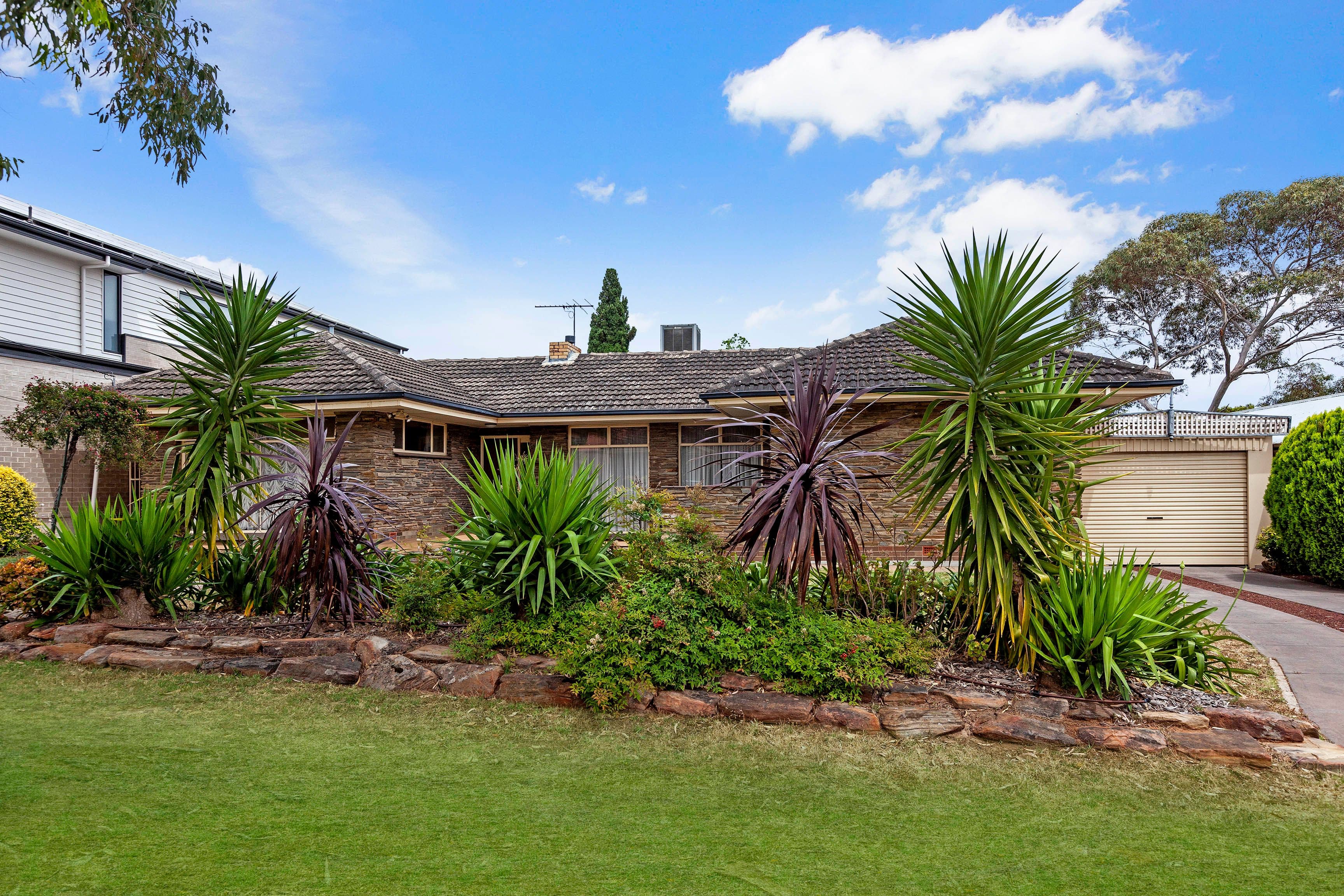 24 Mcarthur Avenue, Rostrevor SA 5073, Rostrevor - Image 1