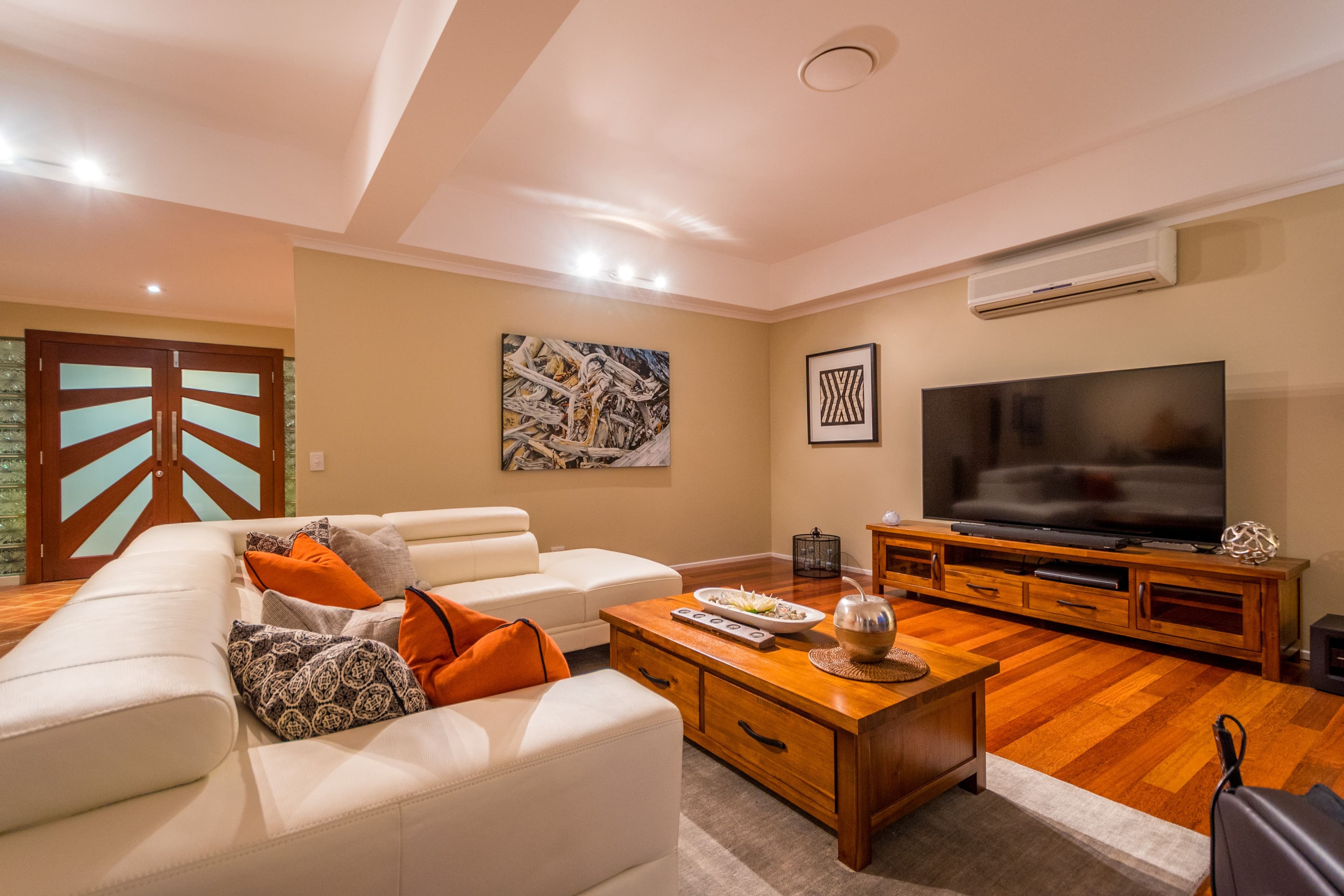 18 Gibraltar Drive, Isle Of Capri QLD 4217, Isle Of Capri - Thumbnail 5