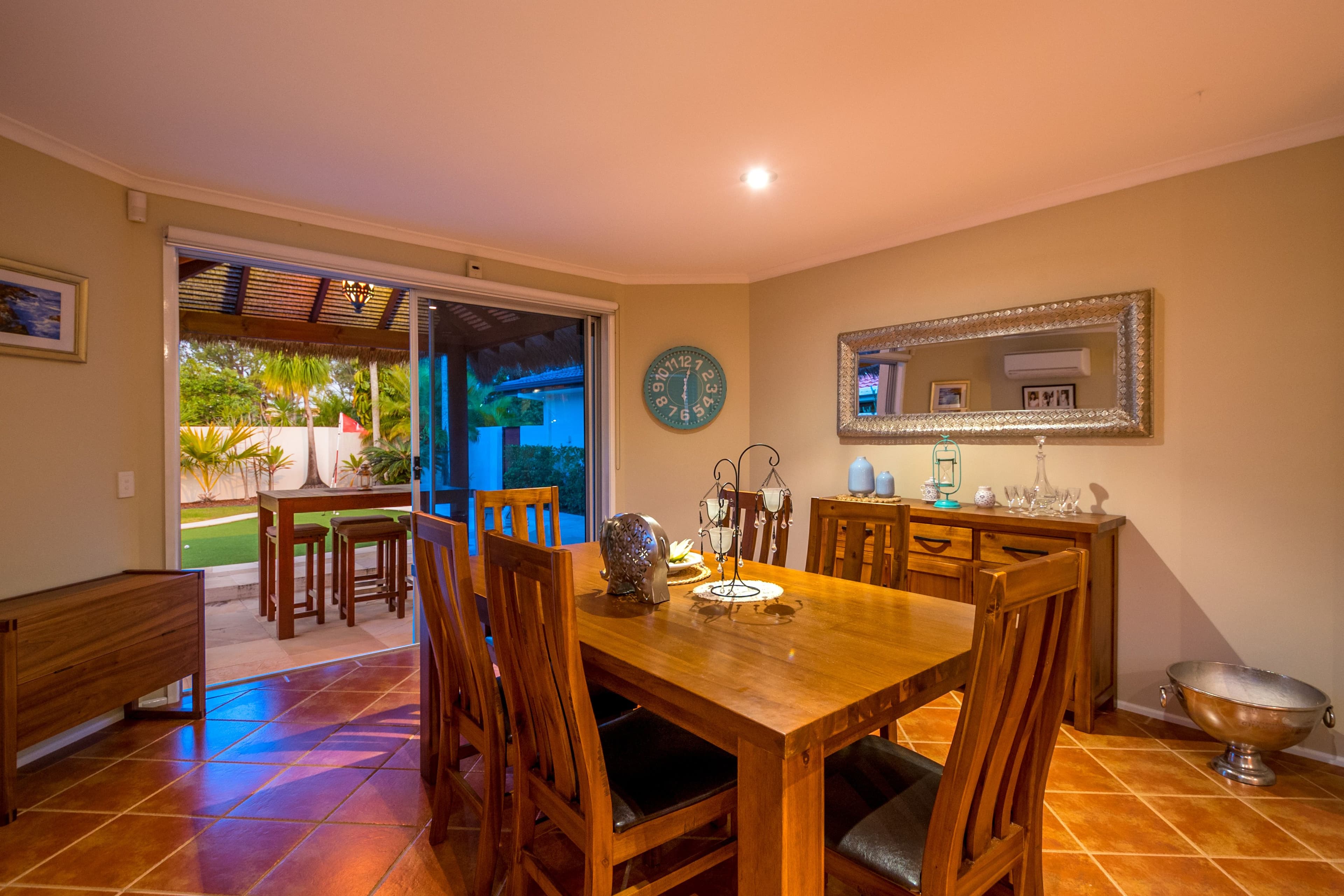 18 Gibraltar Drive, Isle Of Capri QLD 4217, Isle Of Capri - Thumbnail 8