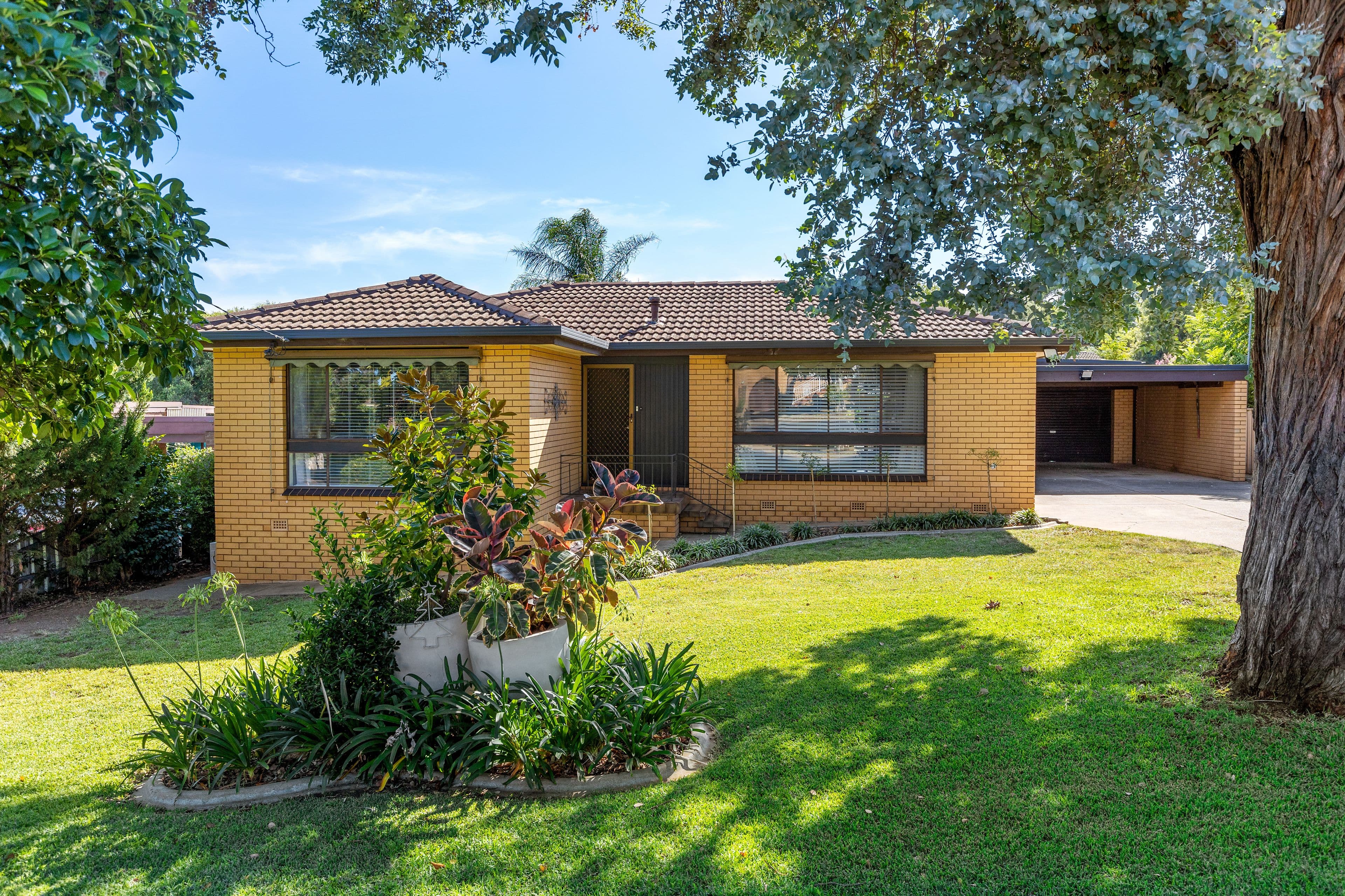 49 Nordlingen Drive, Tolland NSW 2650, Tolland - Image 1