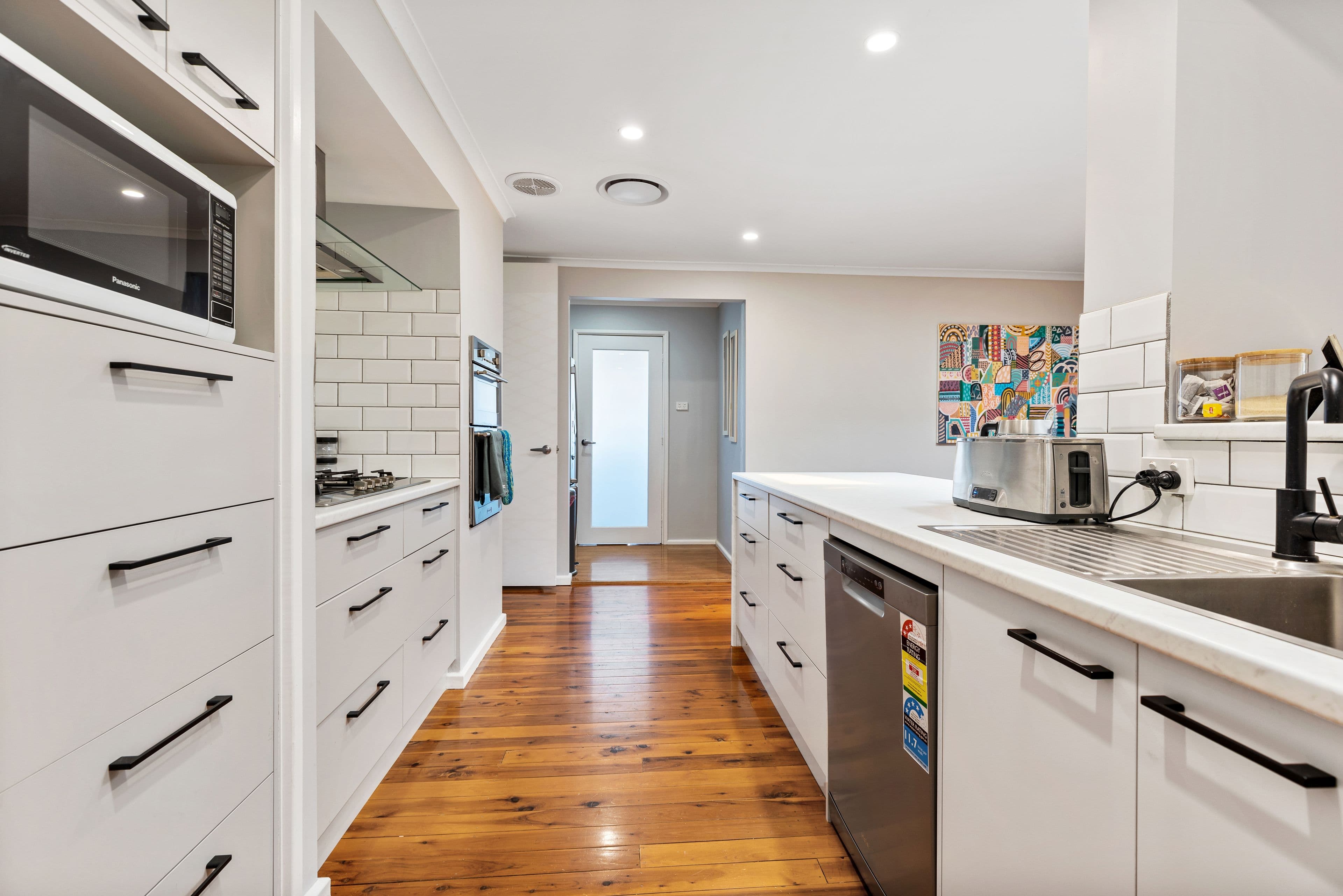 49 Nordlingen Drive, Tolland NSW 2650, Tolland - Thumbnail 3