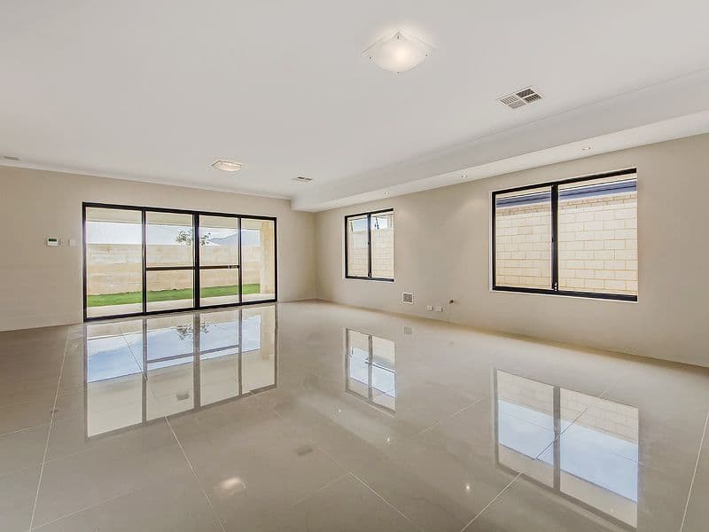 37 Buckingham Drive, PORT BOUVARD, WANNANUP WA 6210, Wannanup - Thumbnail 6