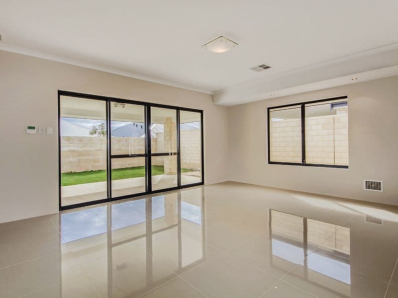 37 Buckingham Drive, PORT BOUVARD, WANNANUP WA 6210, Wannanup - Thumbnail 7