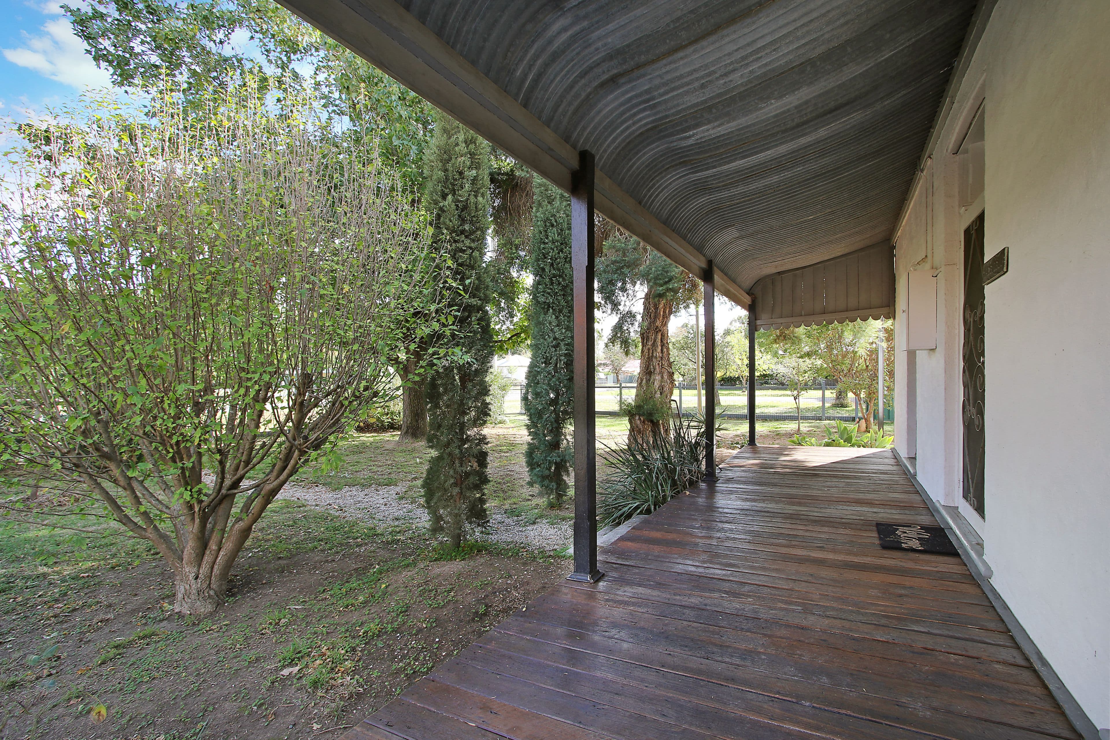 18 Sevens Avenue, Euroa VIC 3666, Euroa - Thumbnail 2