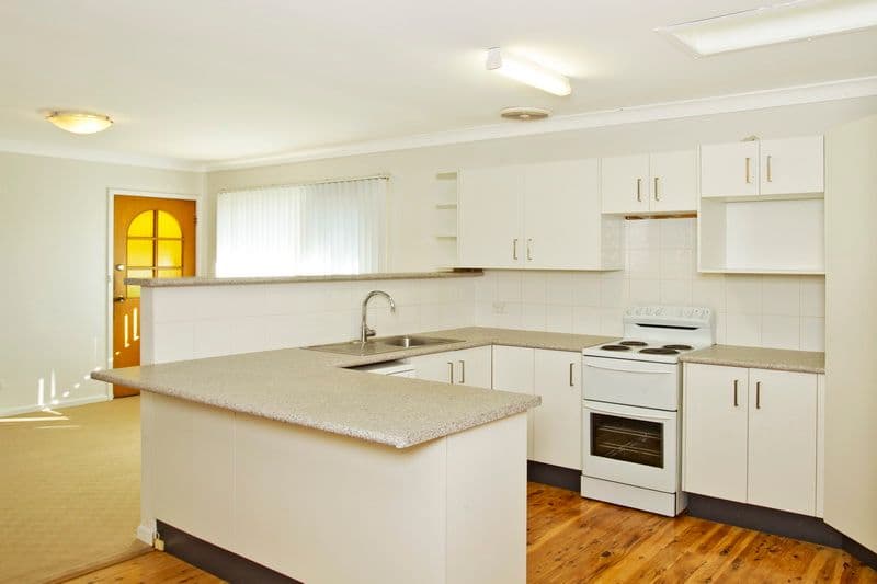 8 Fuschia Crescent, BOMADERRY NSW 2541, Bomaderry - Thumbnail 5
