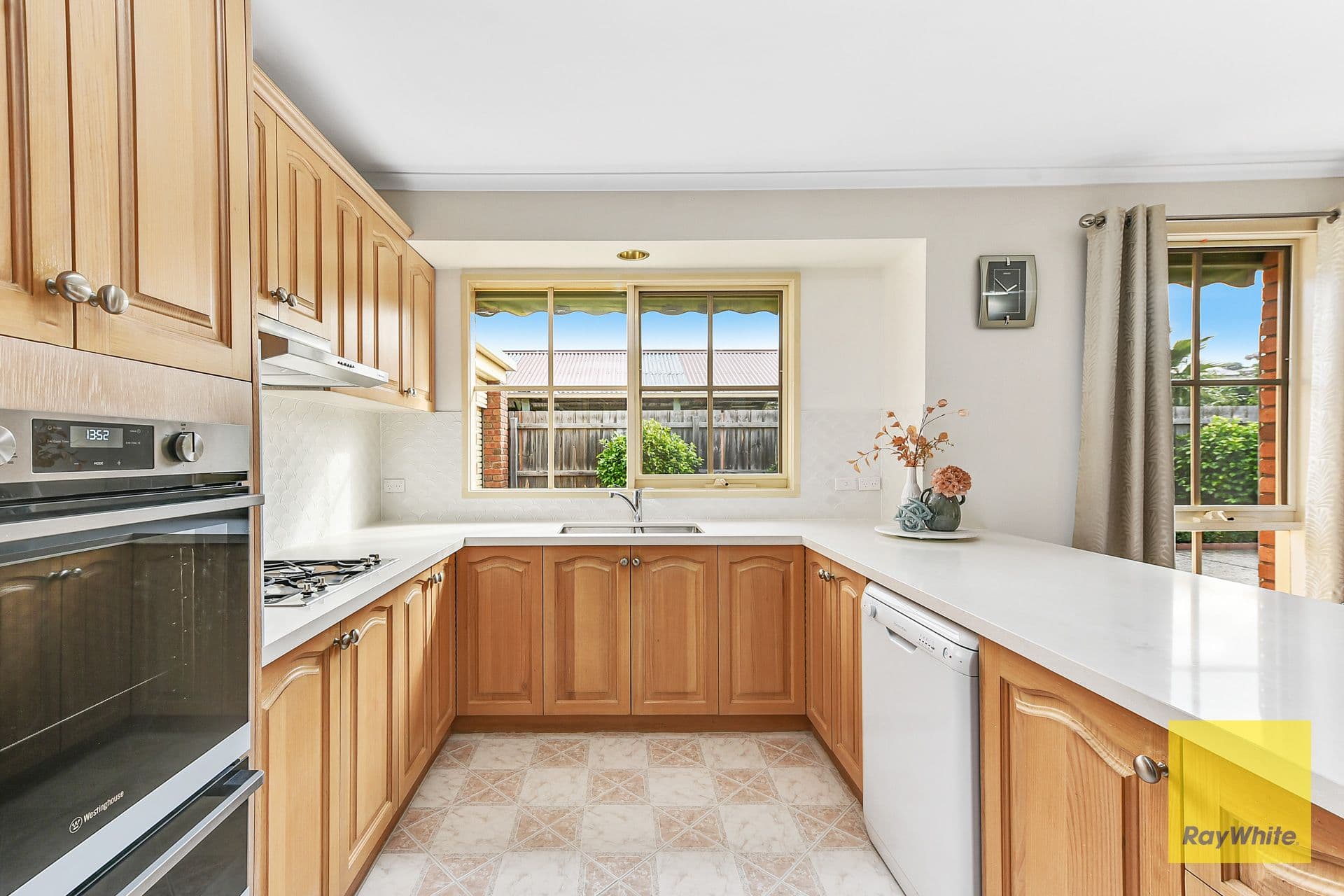 61 David Collins Drive, Endeavour Hills VIC 3802, Endeavour Hills - Thumbnail 8