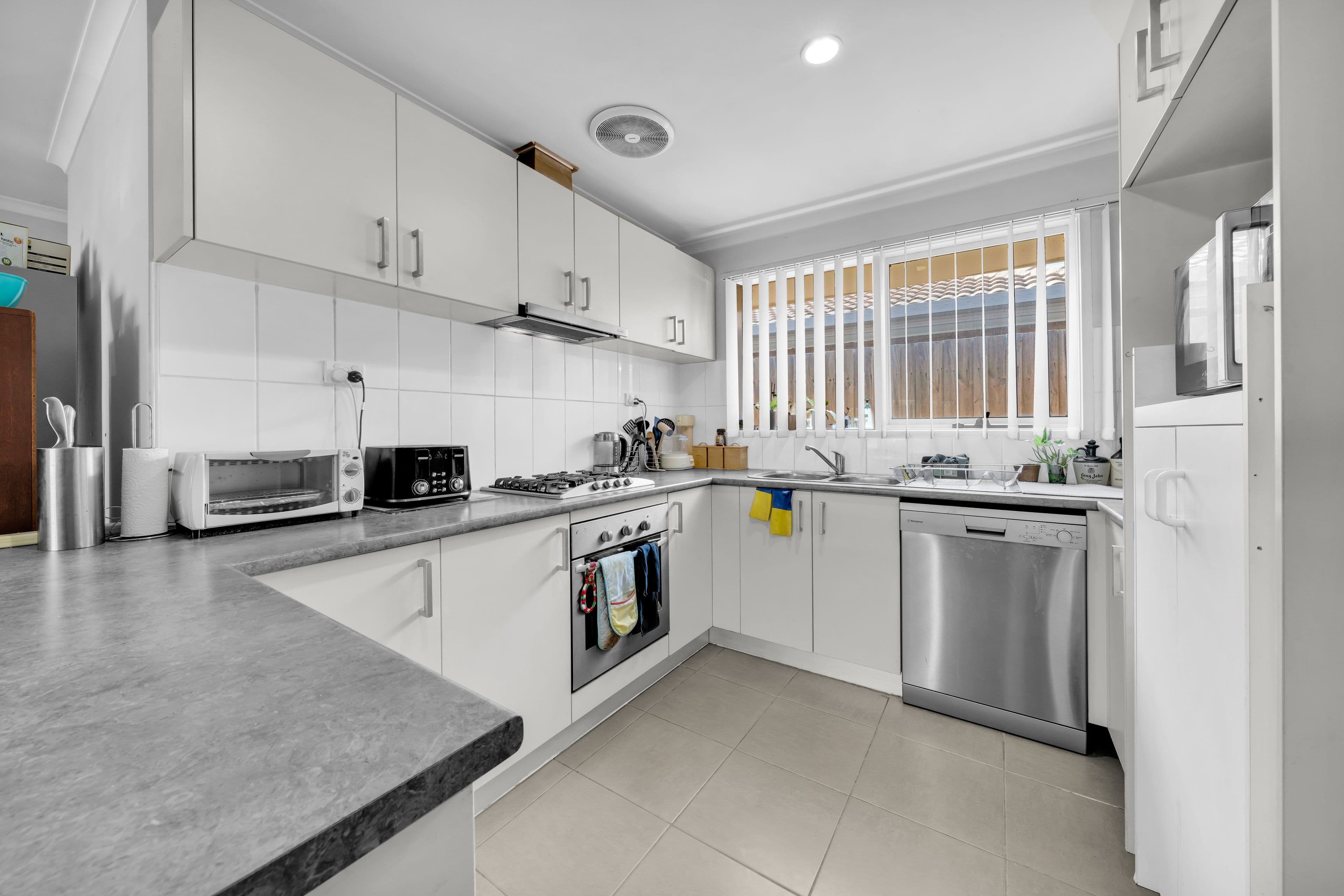 14 Marinda Drive, Skye VIC 3977, Skye - Thumbnail 4