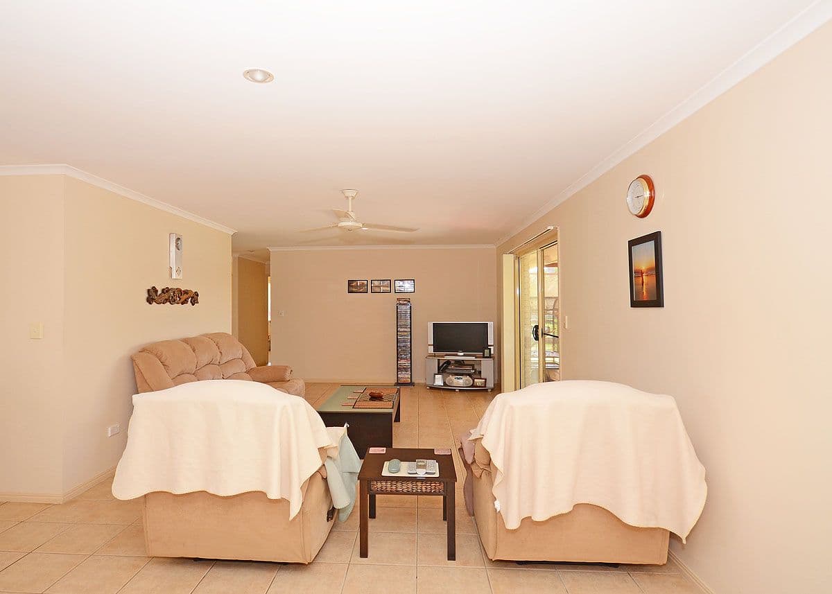 53 Rosewood Avenue, WONDUNNA QLD 4655, Wondunna - Thumbnail 8