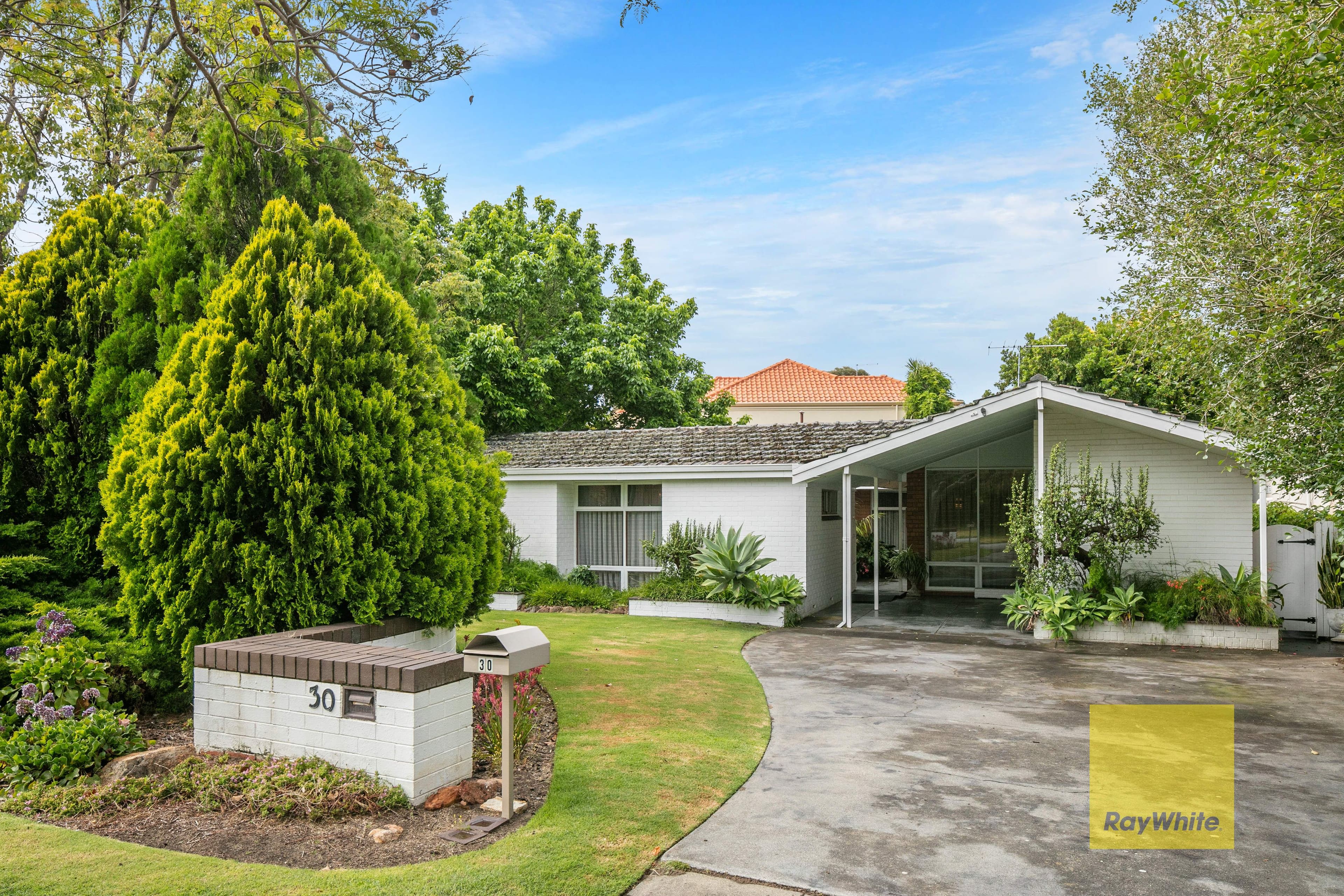 30 Glengariff Drive, Floreat WA 6014, Floreat - Thumbnail 4