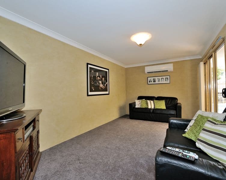 2 Tampico Court, SAFETY BAY WA 6169, Safety Bay - Thumbnail 5
