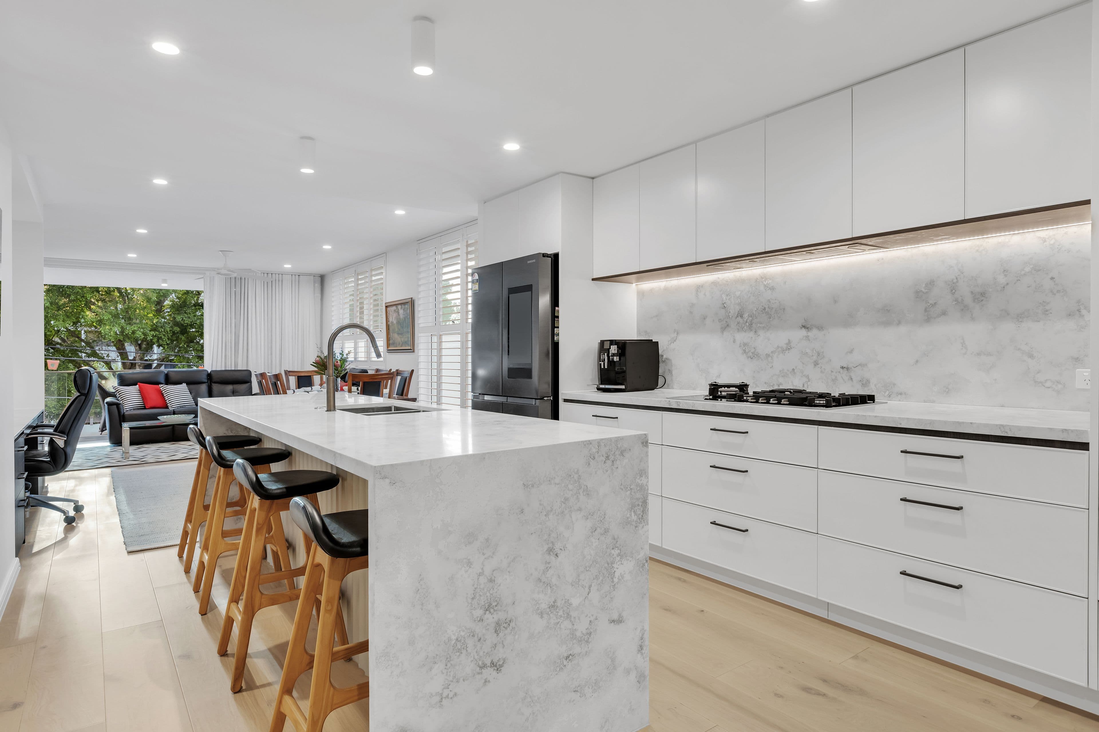 8 Carlton Street, Highgate Hill QLD 4101, Highgate Hill - Thumbnail 4