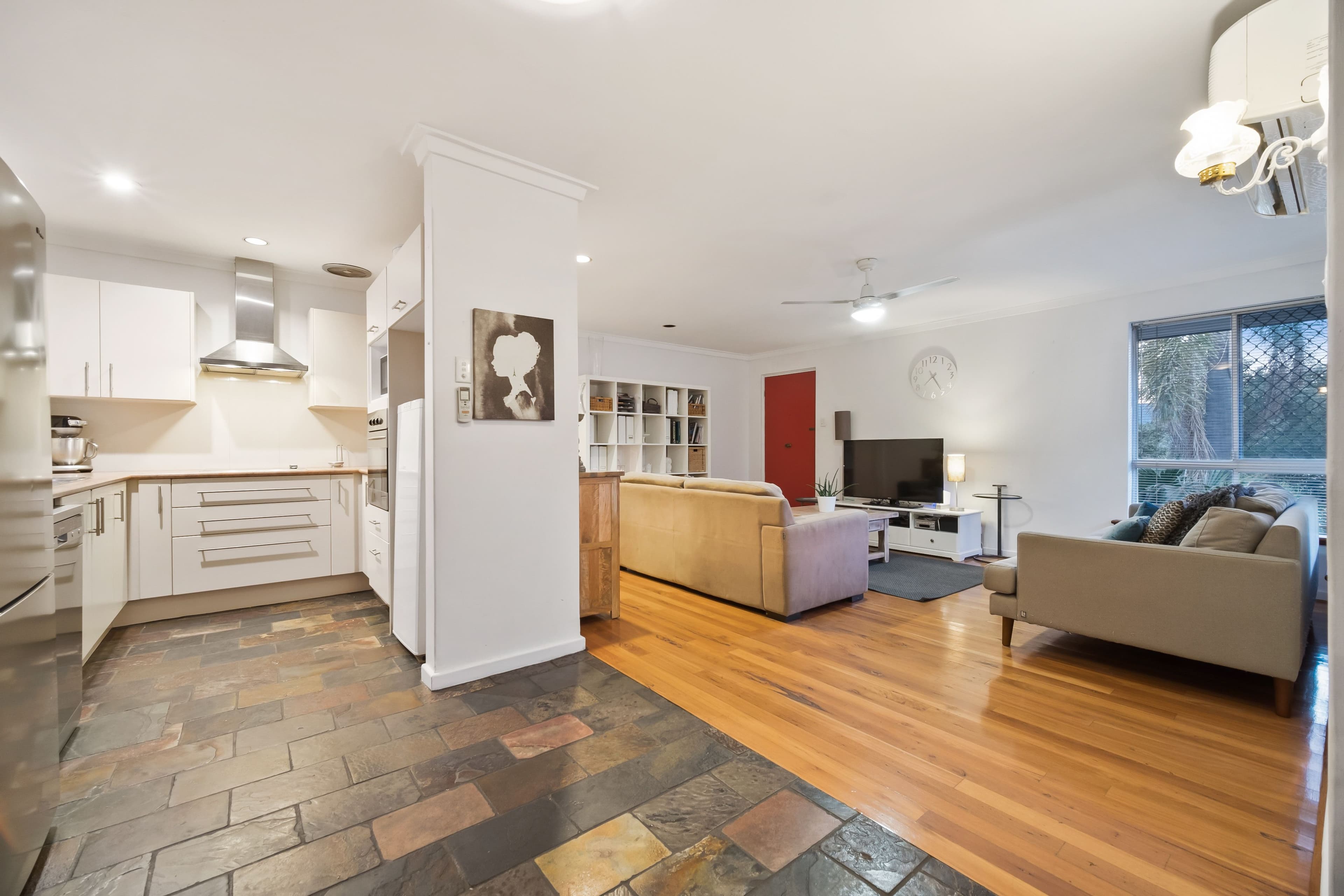 33a Raleigh Road, Sorrento WA 6020, Sorrento - Thumbnail 7
