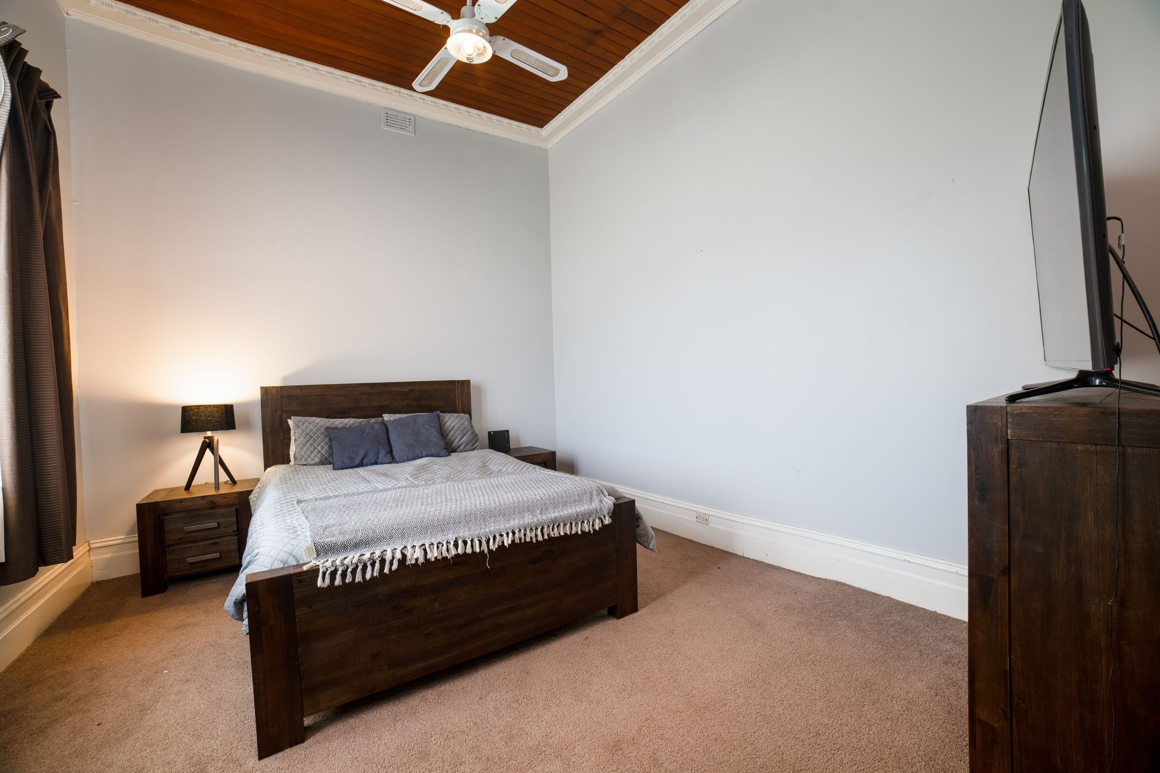 8 Mcpherson Street, Epsom VIC 3551, Epsom - Thumbnail 2