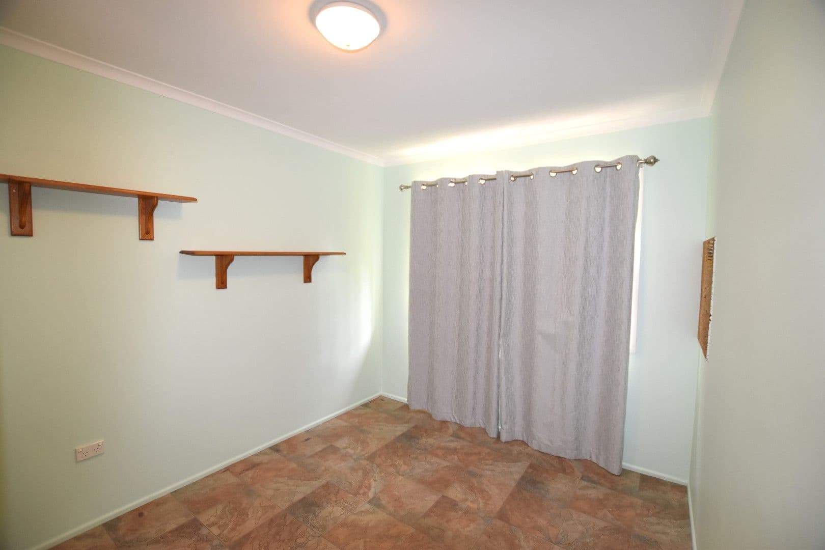 10 Gretel Drive, Clinton QLD 4680, Clinton - Thumbnail 5