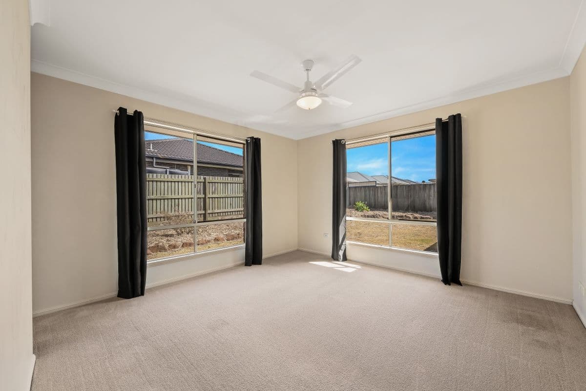 11 Macrossan Street, Cranley QLD 4350, Cranley - Thumbnail 6