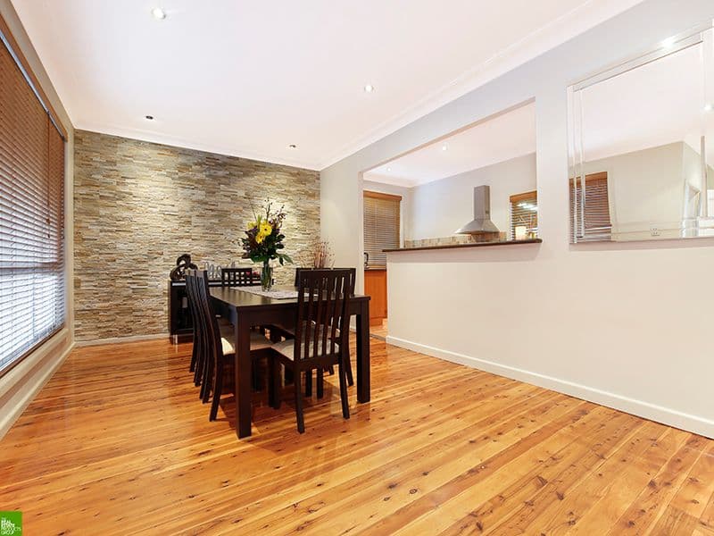 18 Stanley Avenue, Farmborough Heights - Thumbnail 3
