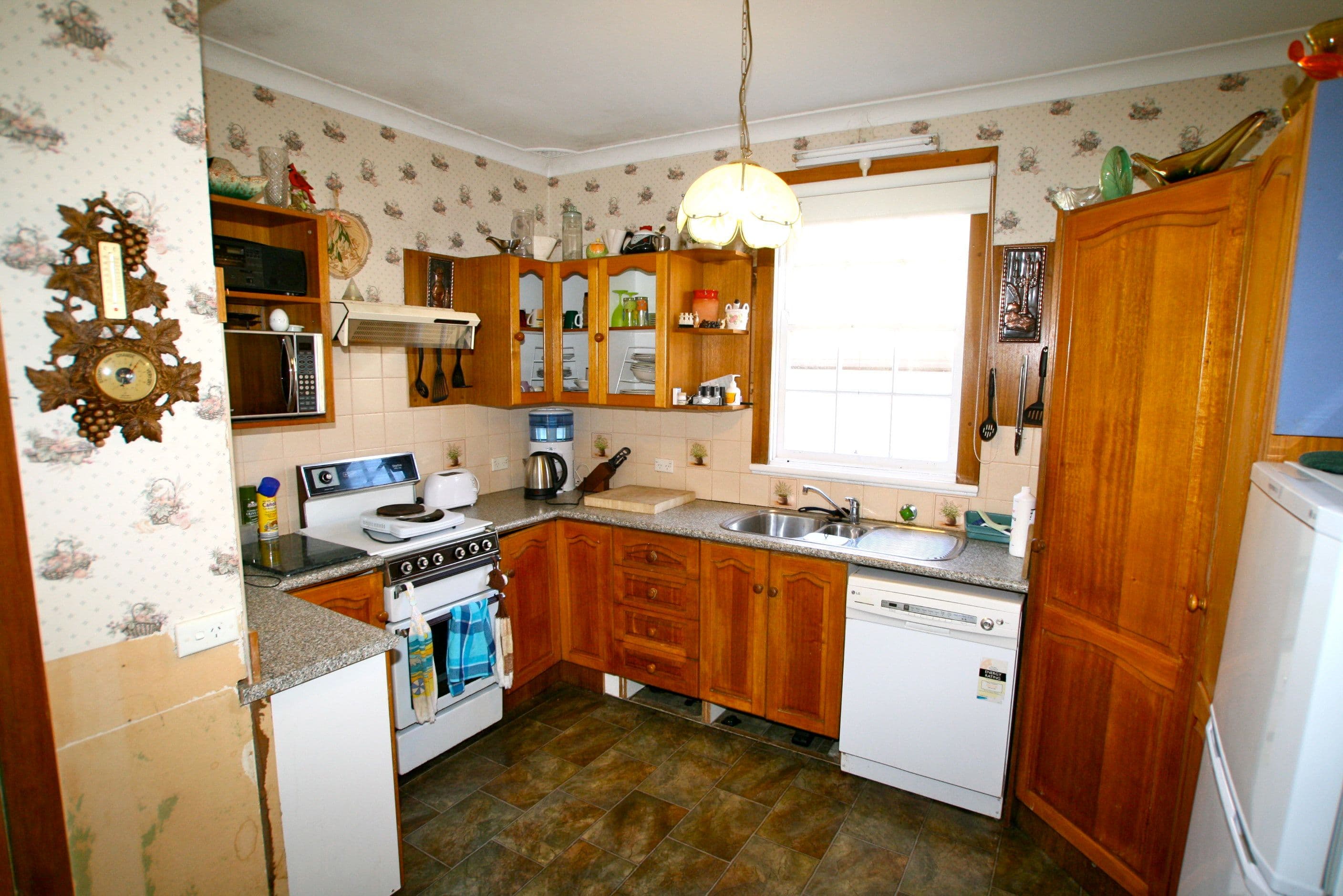 34 Mimosa Avenue, SARATOGA NSW 2251, Saratoga - Thumbnail 3