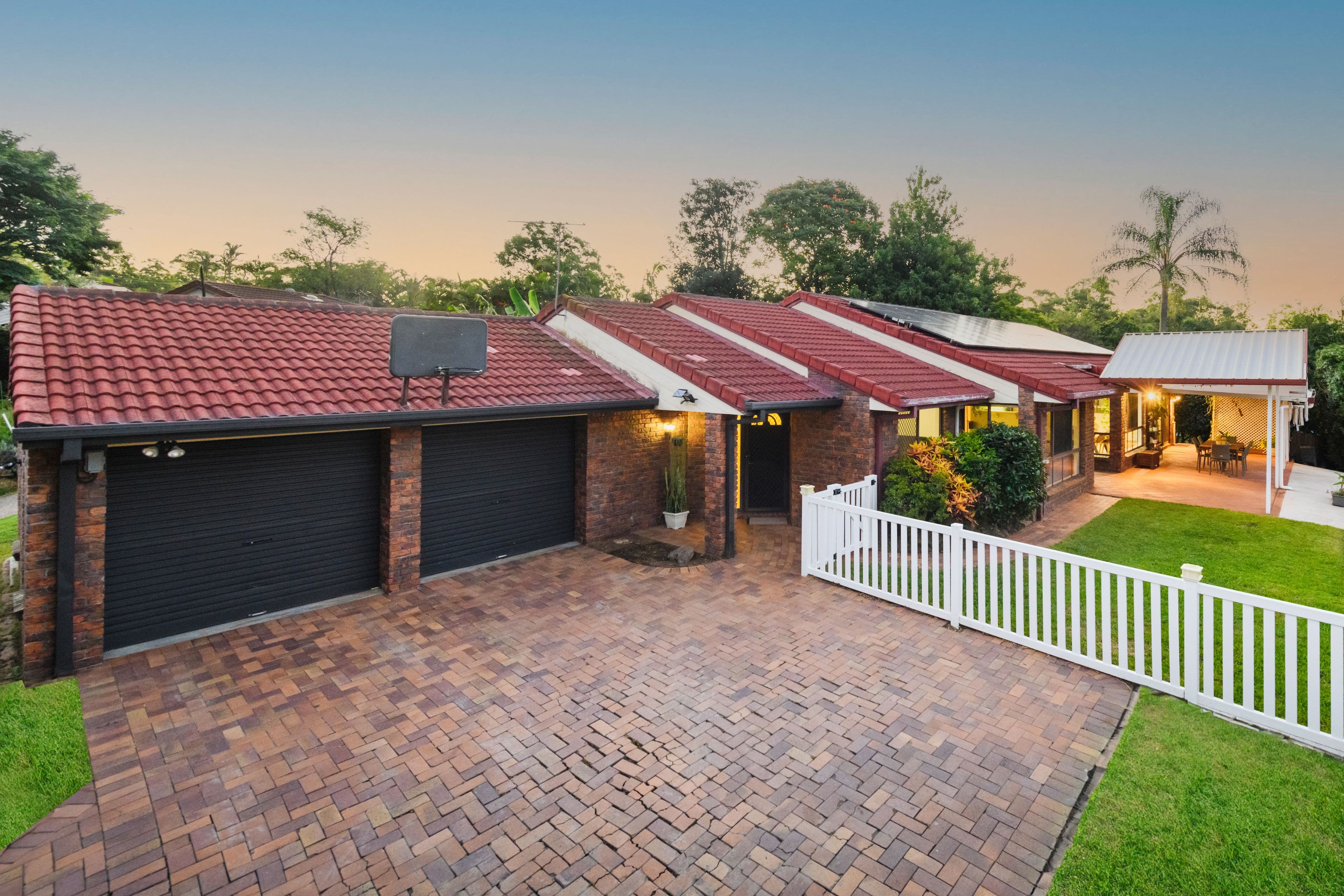 6 Kuranya Court, Arana Hills QLD 4054, Arana Hills - Thumbnail 3
