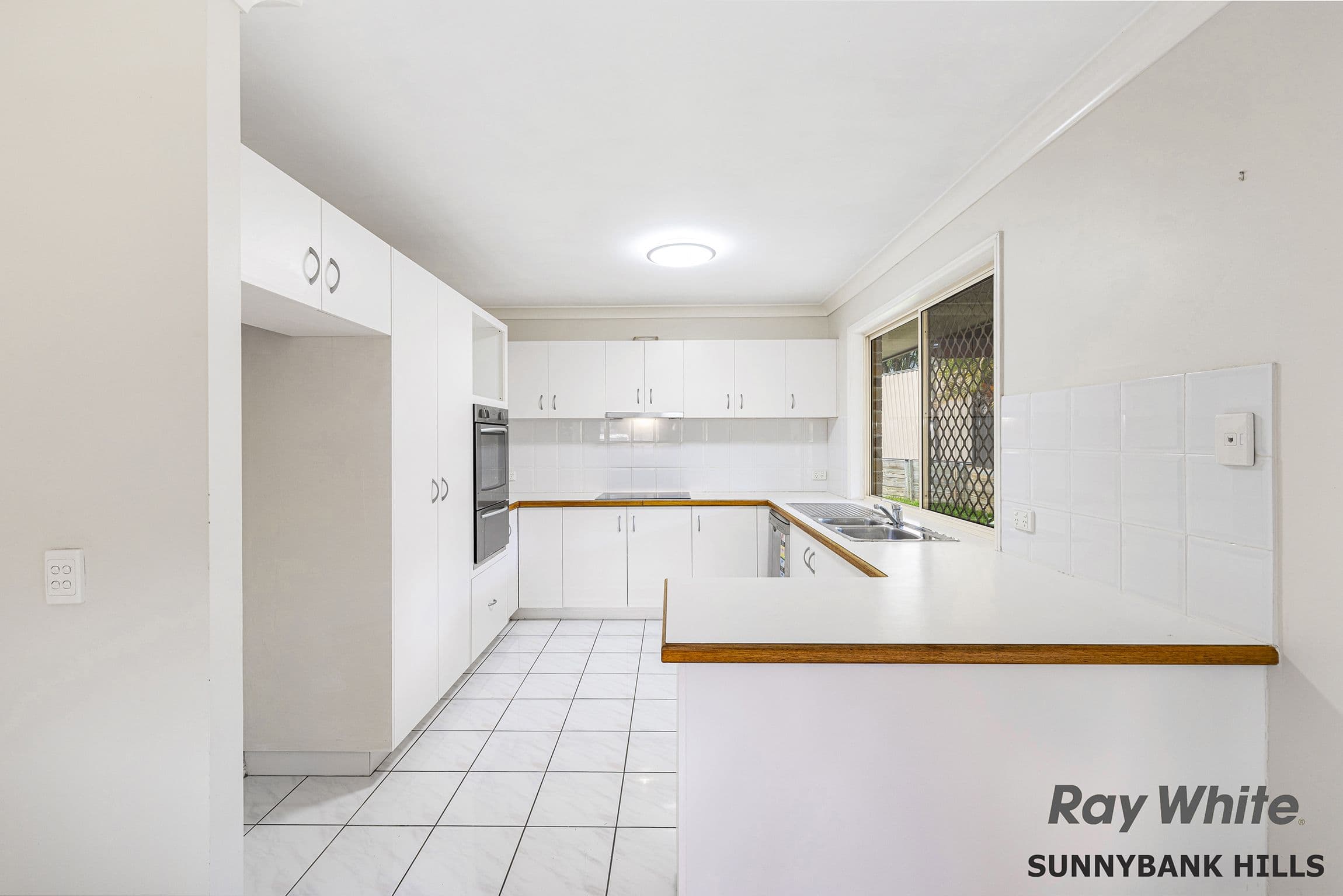 14 Conferta Place, Regents Park QLD 4118, Regents Park - Thumbnail 6