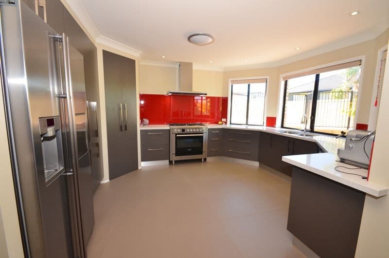 21 Kite Circuit, ARUNDEL QLD 4214, Arundel - Thumbnail 2