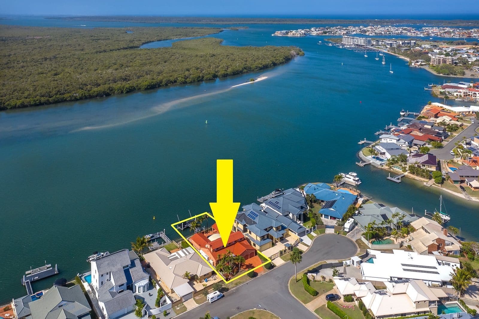 7 Arrowsmith Court, Paradise Point QLD 4216, Paradise Point - Image 1