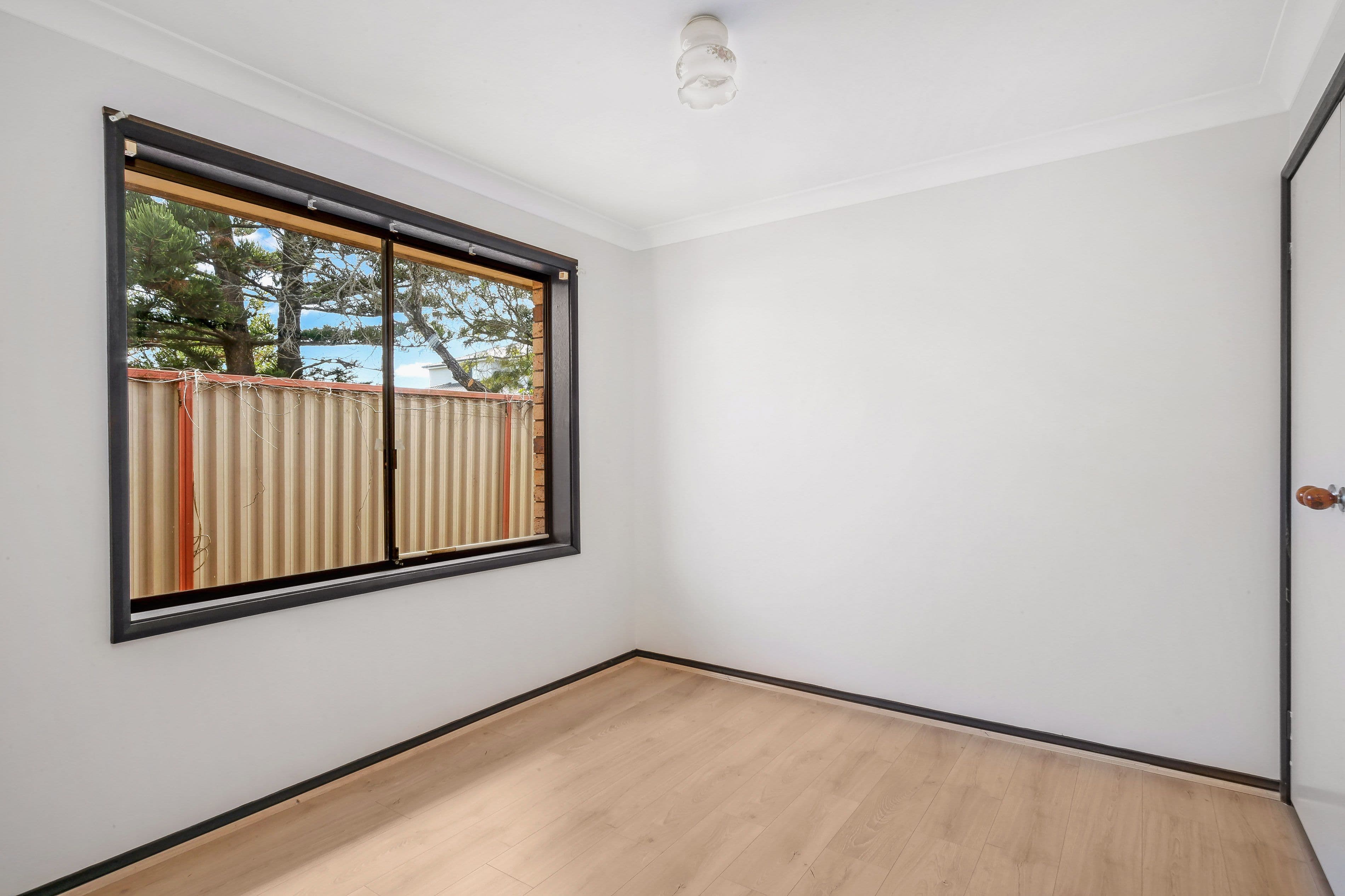 3A Endeavour Road, Georges Hall NSW 2198, Georges Hall - Thumbnail 5