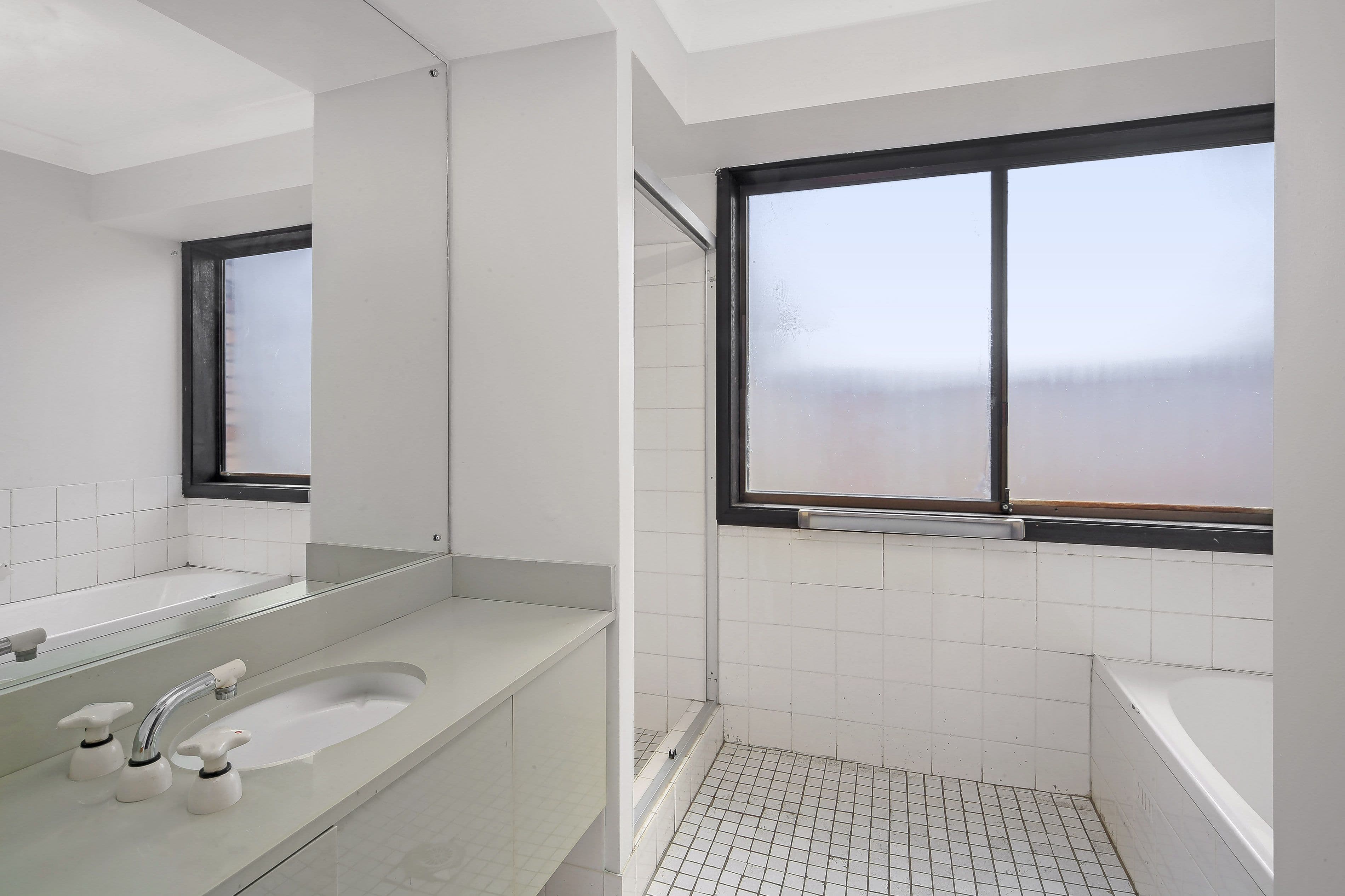 3A Endeavour Road, Georges Hall NSW 2198, Georges Hall - Thumbnail 6