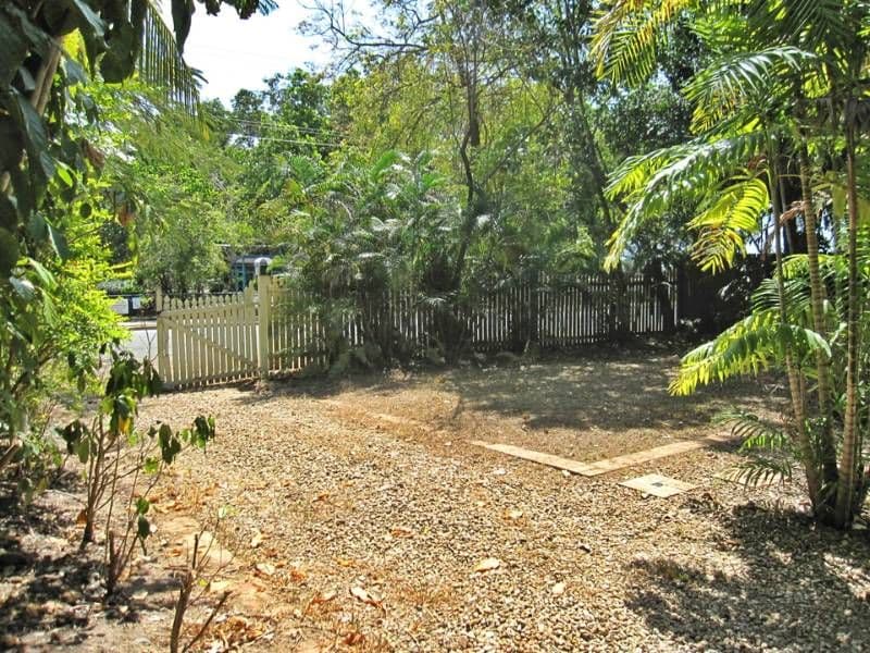 100 Christensen Street, MACHANS BEACH QLD 4878, Machans Beach - Thumbnail 4