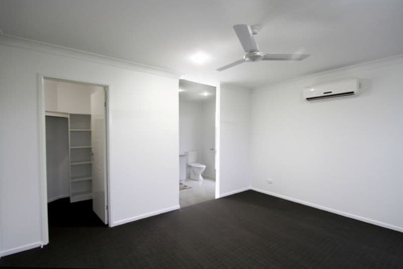 49 Firefly Crescent, OORALEA QLD 4740, Ooralea - Thumbnail 6