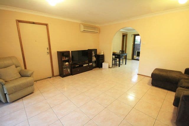 171 Harrow Road, Glenfield NSW 2167, Glenfield - Thumbnail 2