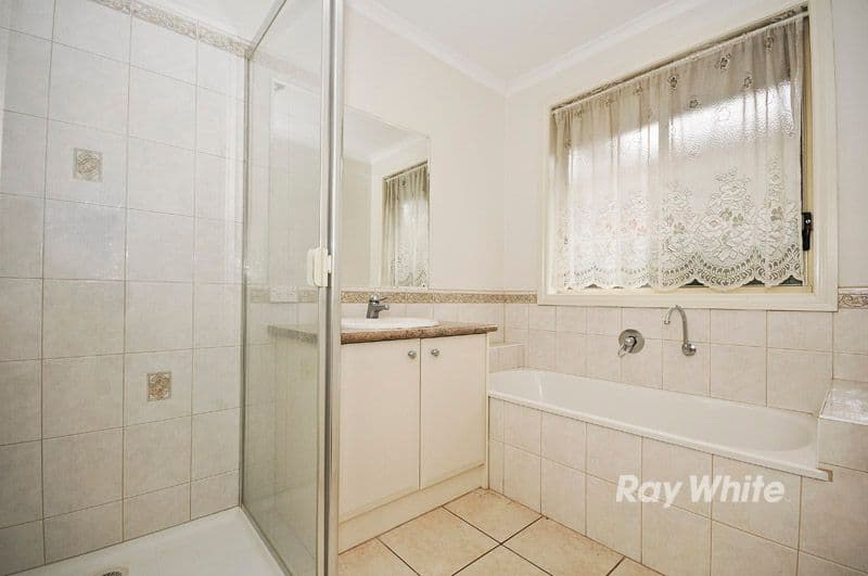 4 Leo Close, WANTIRNA SOUTH VIC 3152, Wantirna South - Thumbnail 7