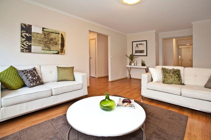 21 Outhwaite Avenue, DONCASTER VIC 3108, Doncaster - Thumbnail 2