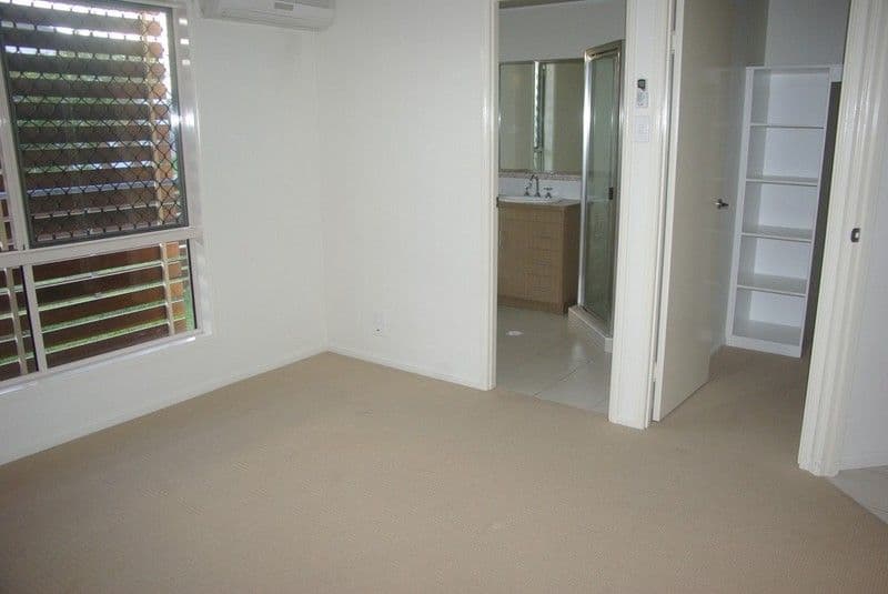 10 Rosemoor Court, GLENELLA QLD 4740, Glenella - Thumbnail 6