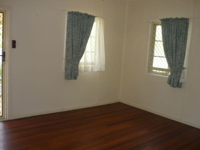 42 George Street, Caboolture QLD 4510, Caboolture - Thumbnail 2