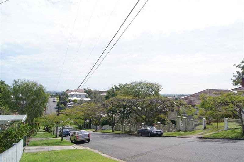 19 Philip Street, HAWTHORNE QLD 4171, Hawthorne - Thumbnail 4