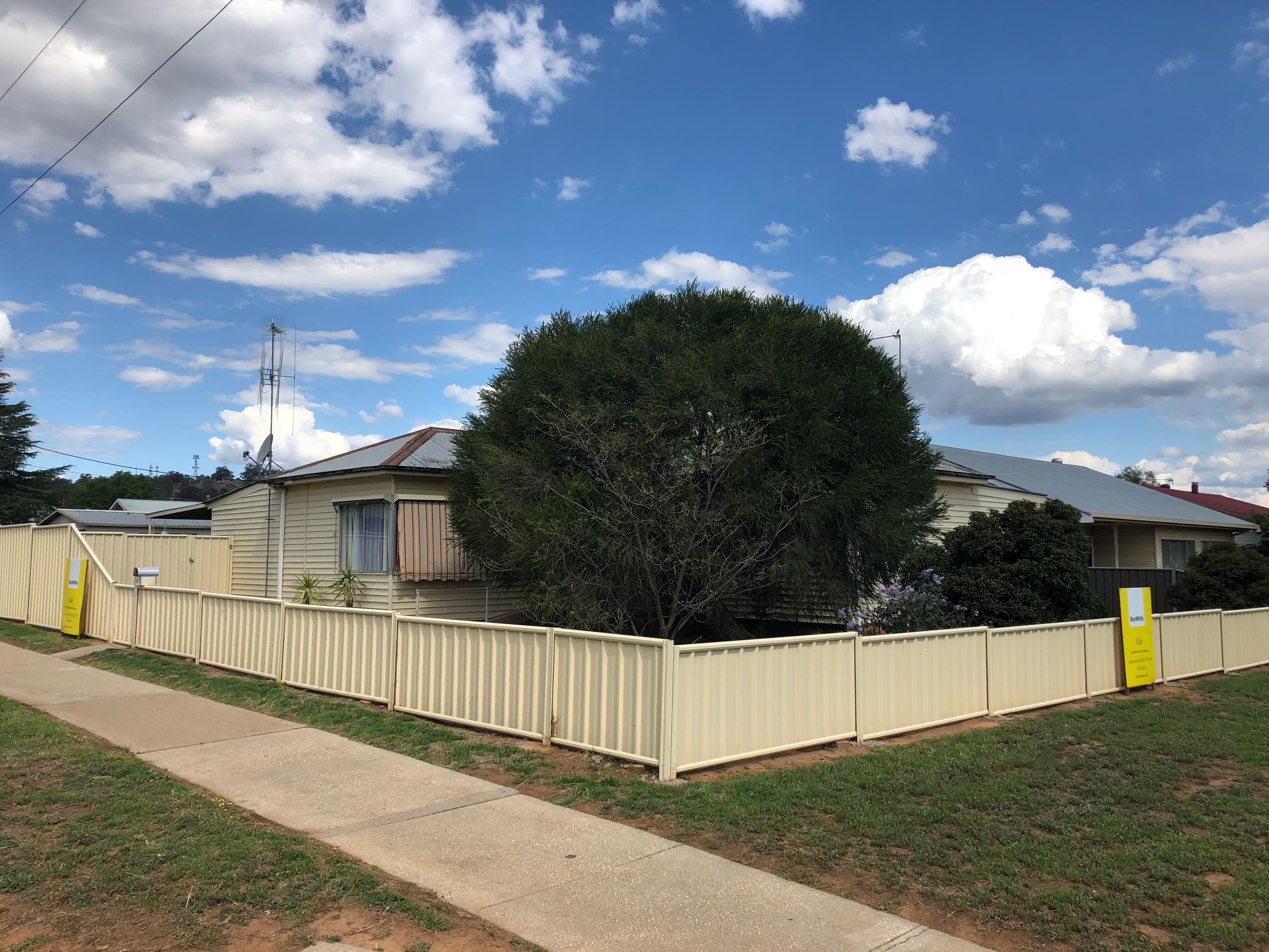 37 Logan Street, Cowra - Image 1